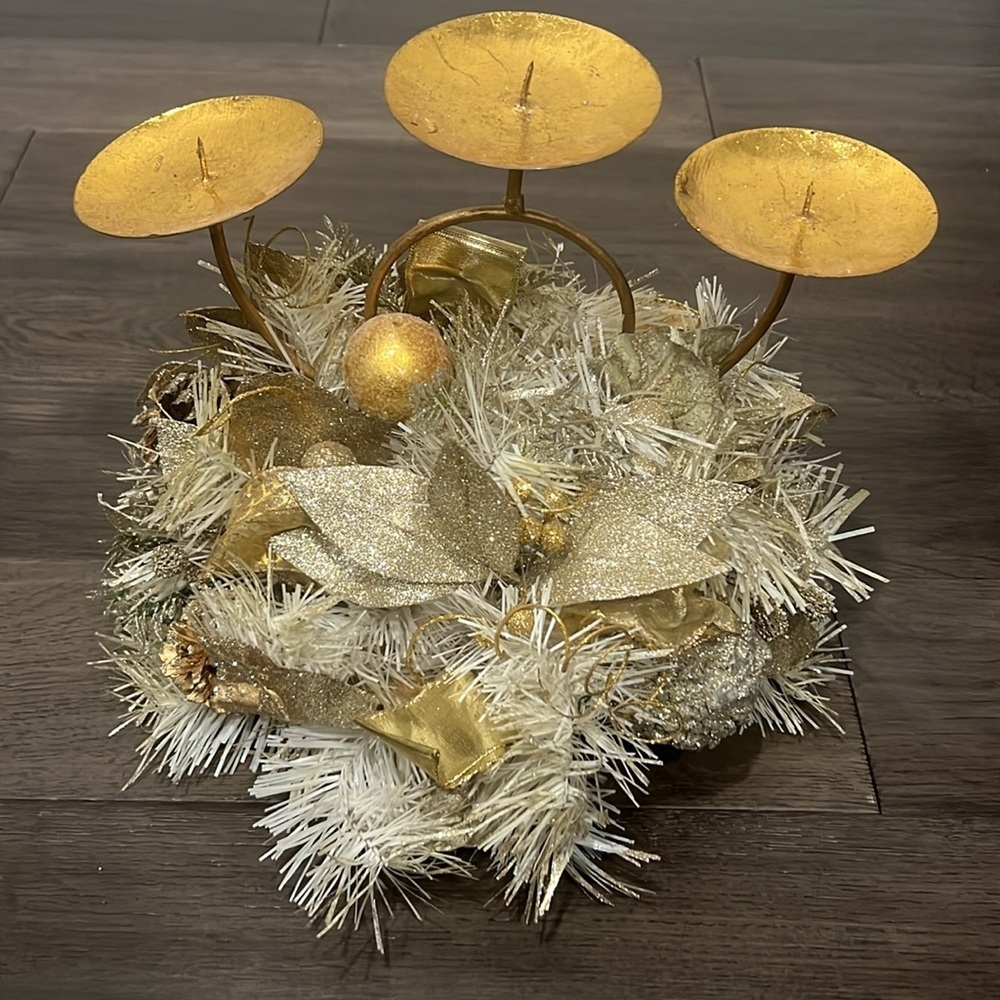 Gold Holiday three tier candle holder with glitter and ribbon - Picture 4 of 10
